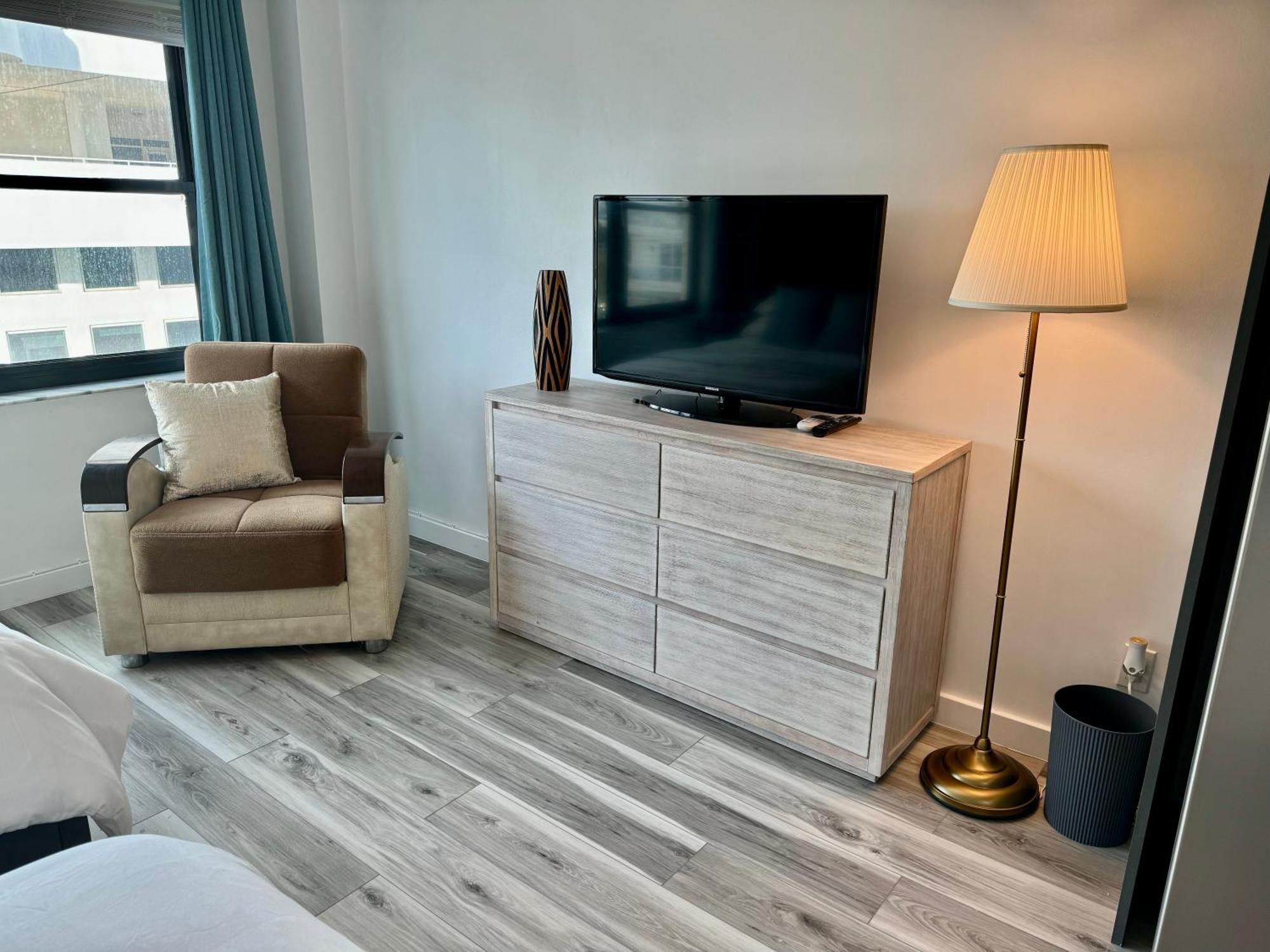 Directly On The Beach With Pool & Parking ميامي بيتش المظهر الخارجي الصورة